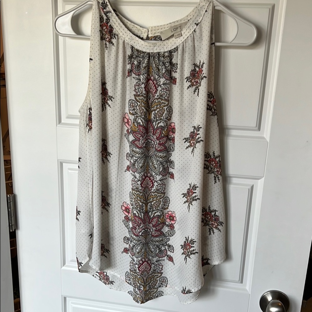 LOFT Cream Pleated Tank Top Relaxed Fit